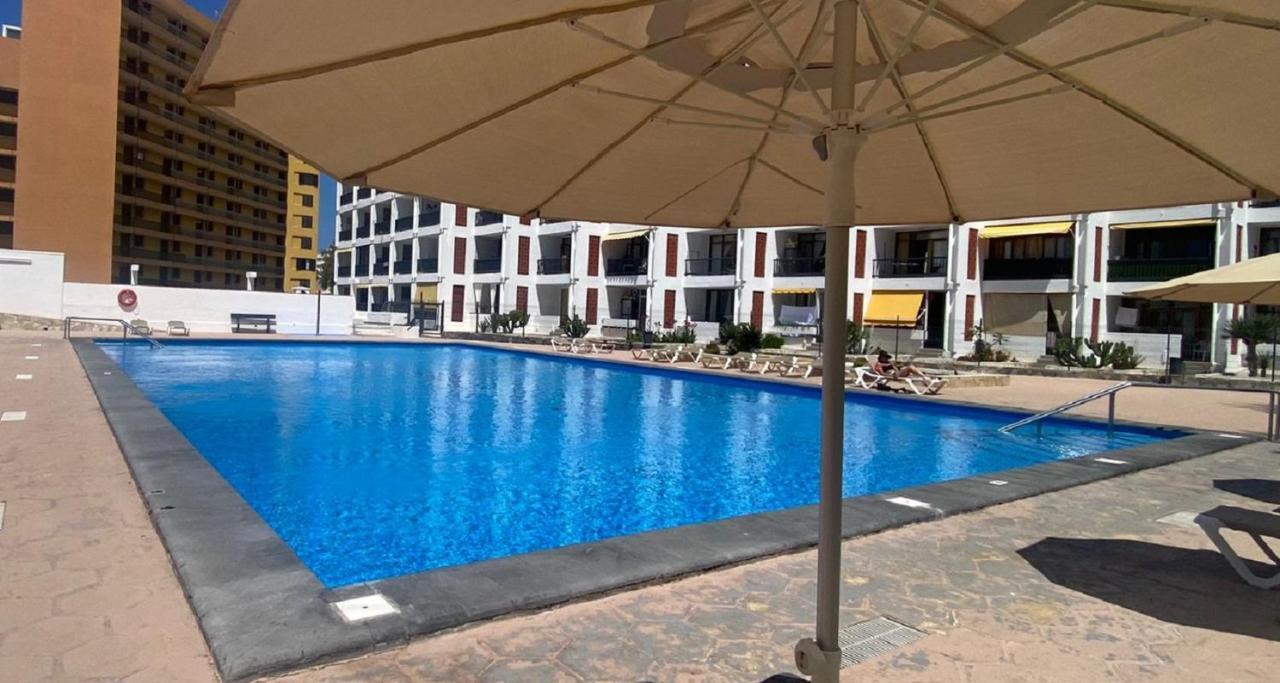 Beach And Pool In Playa De Las Americas Apartamento Exterior foto
